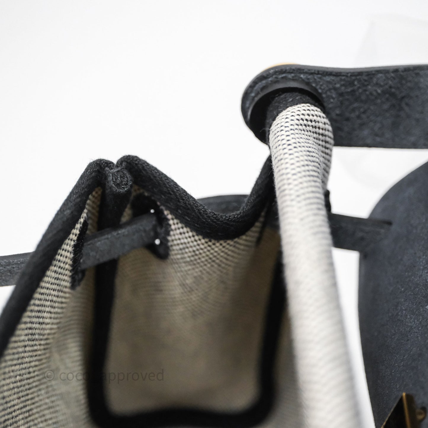 Hermès Herbag Zip 20 Mini Ecru-Noir Canvas Gold Hardware