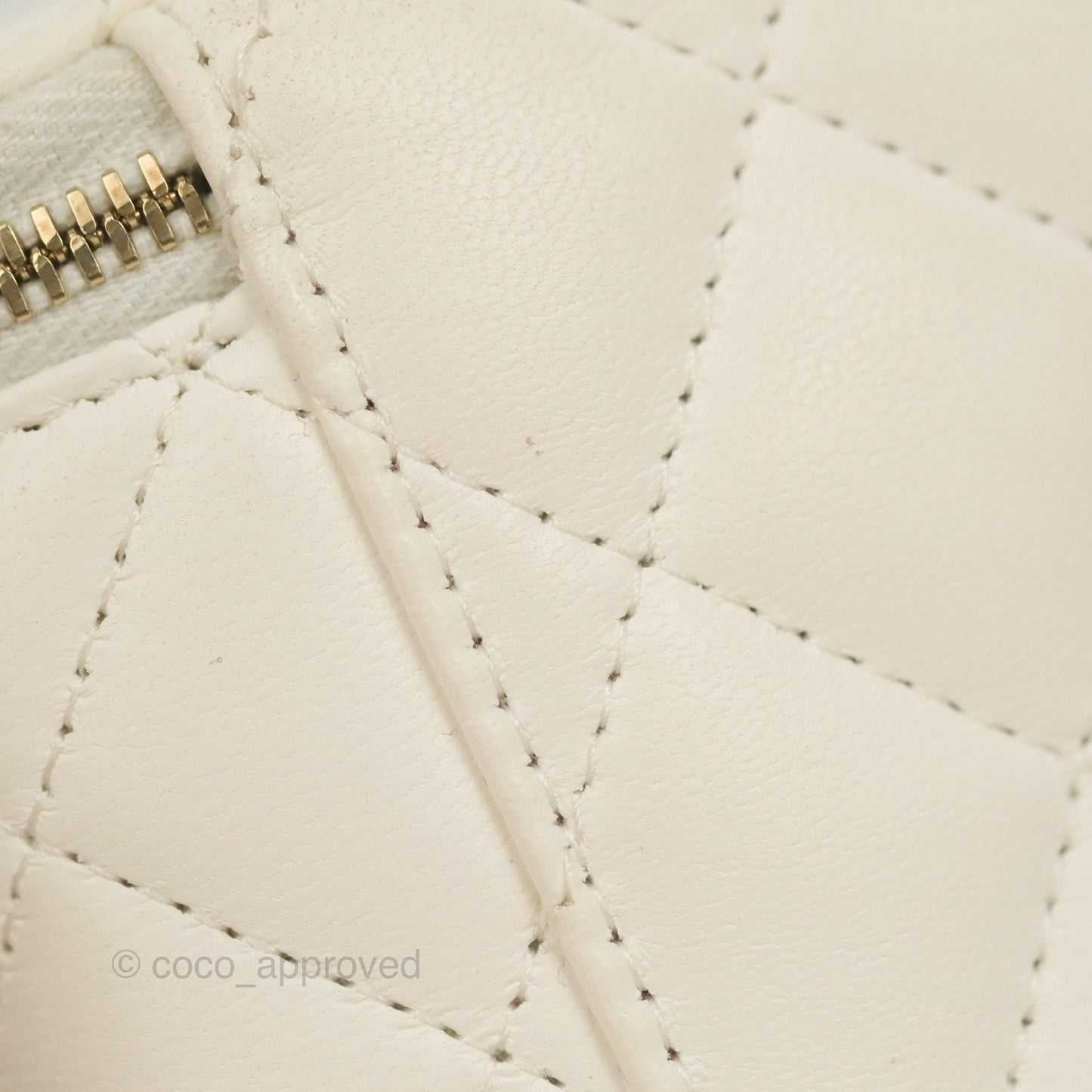 Chanel Mini Ball Crush Vanity With Chain White Lambskin Gold Hardware
