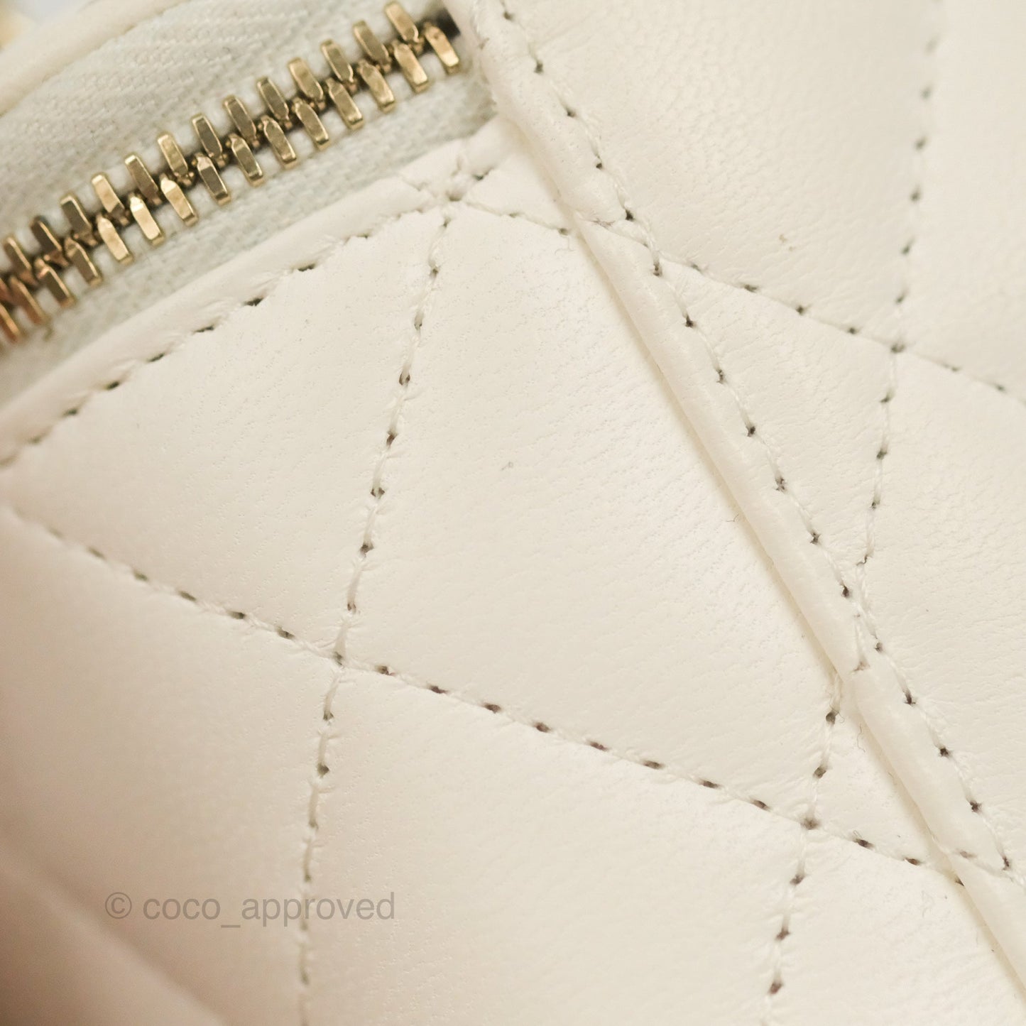 Chanel Mini Ball Crush Vanity With Chain White Lambskin Gold Hardware