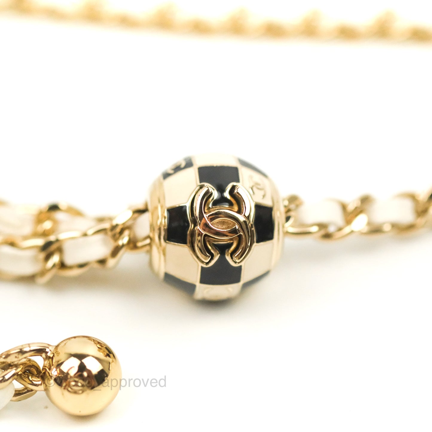 Chanel Mini Ball Crush Vanity With Chain White Lambskin Gold Hardware