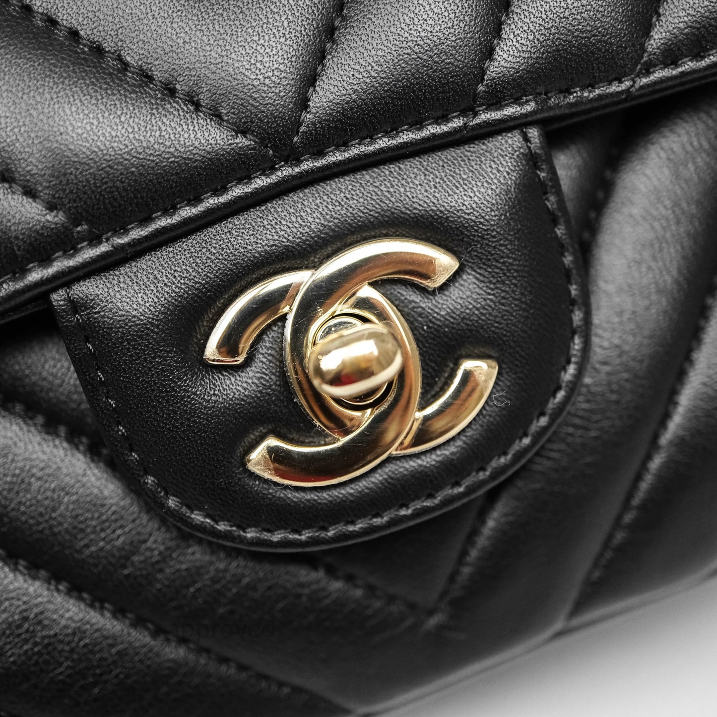 Chanel Classic Medium Flap Chevron Black Lambskin Gold Hardware