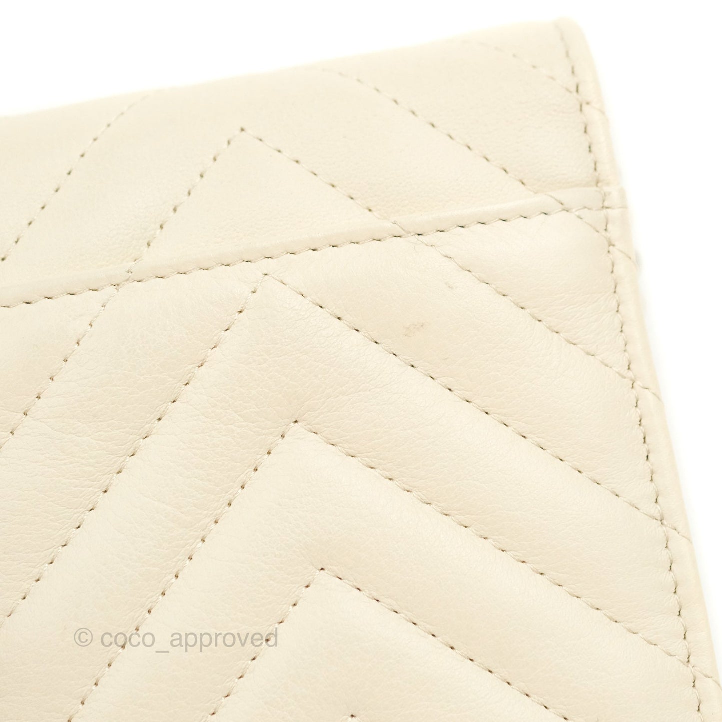 Chanel Chevron Clutch With Chain Ivory Calfskin Silver Hardware