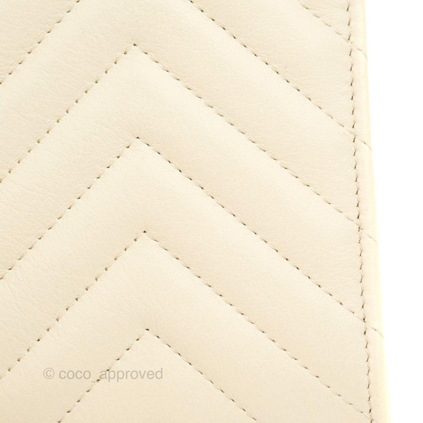 Chanel Chevron Clutch With Chain Ivory Calfskin Silver Hardware