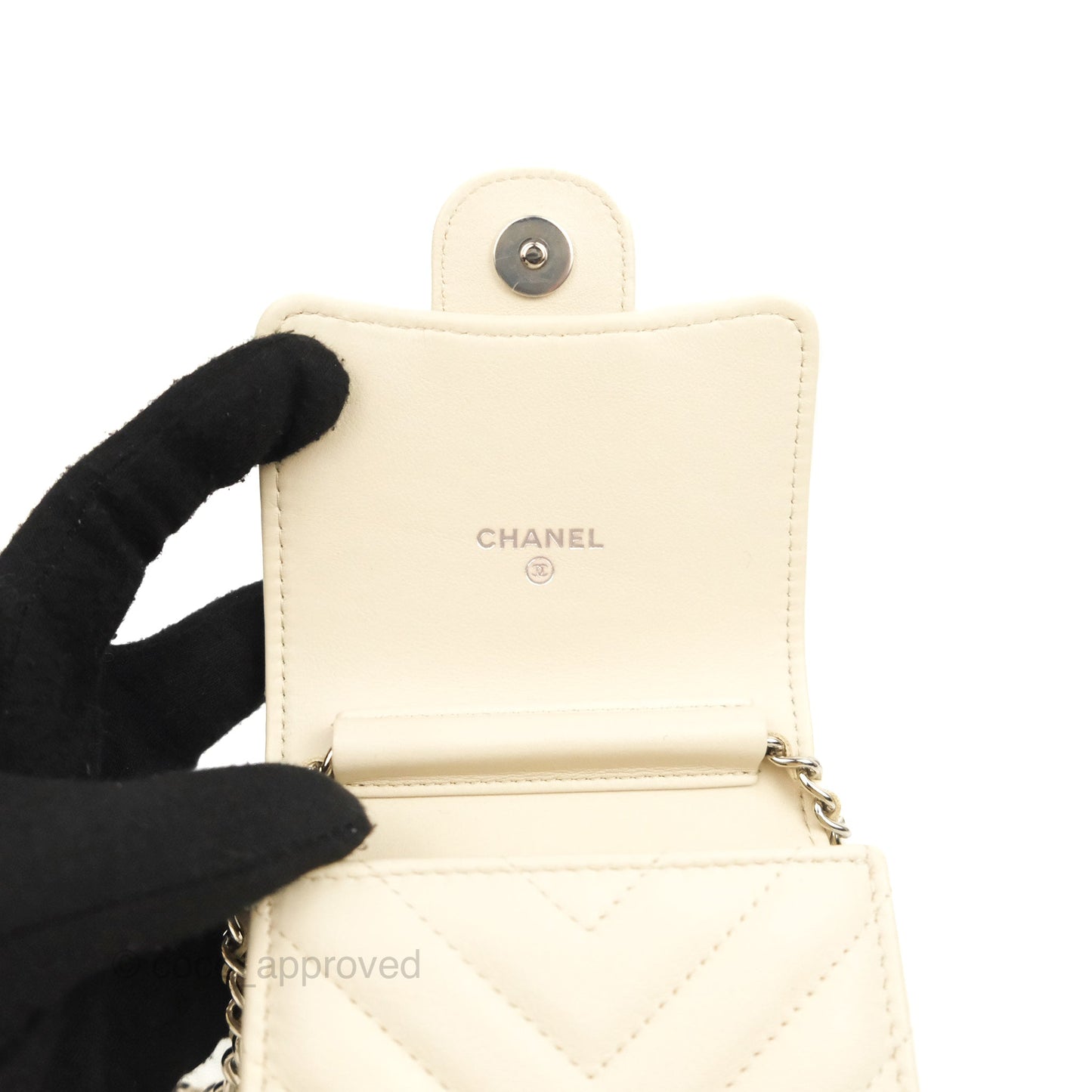 Chanel Chevron Clutch With Chain Ivory Calfskin Silver Hardware