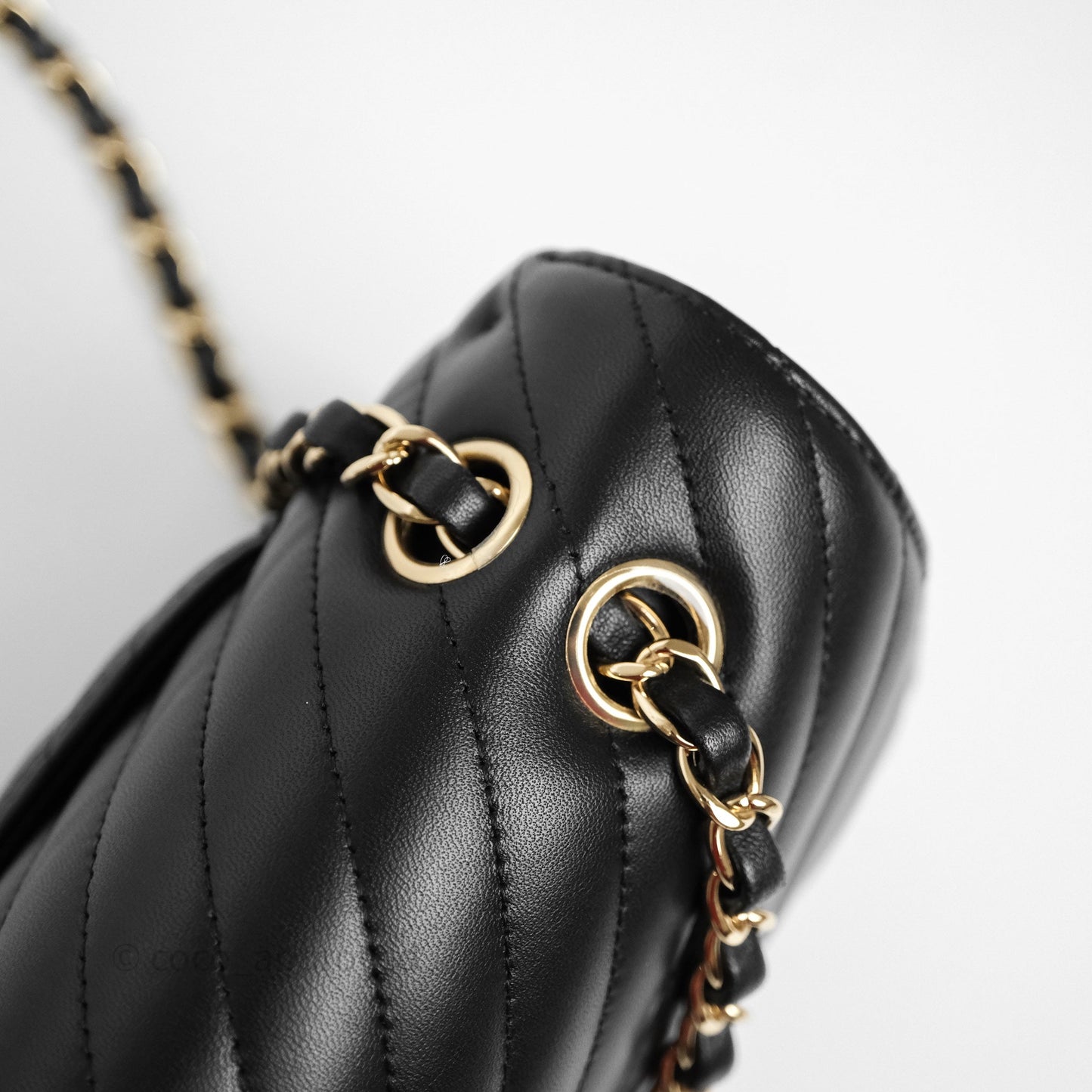 Chanel Classic Medium Flap Chevron Black Lambskin Gold Hardware