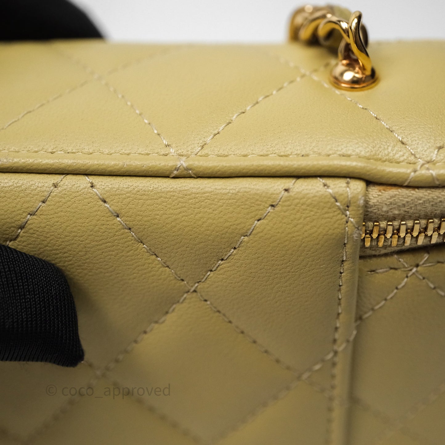Chanel Vanity With Chain Olive Green Lambskin Gold Hardware