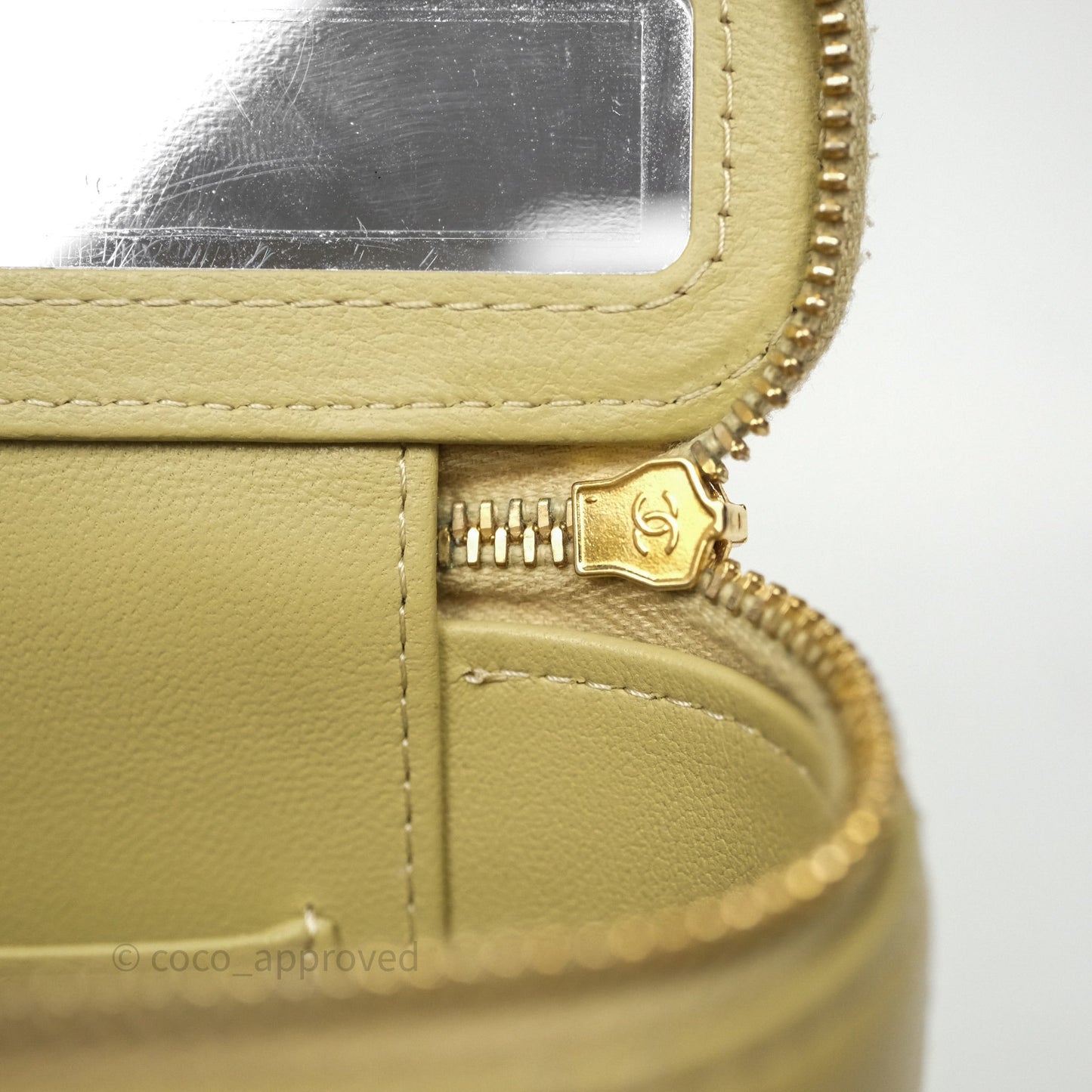 Chanel Vanity With Chain Olive Green Lambskin Gold Hardware