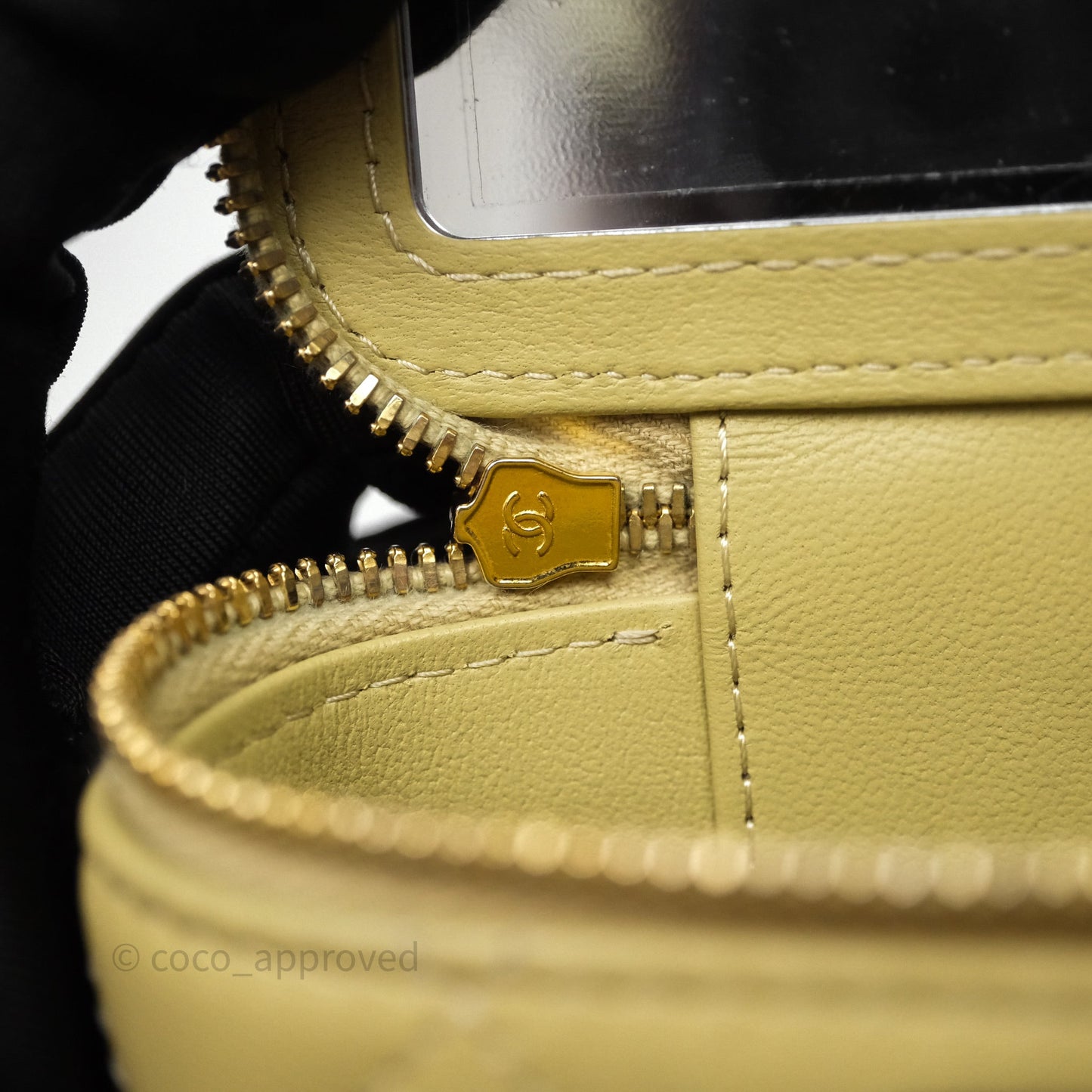 Chanel Vanity With Chain Olive Green Lambskin Gold Hardware