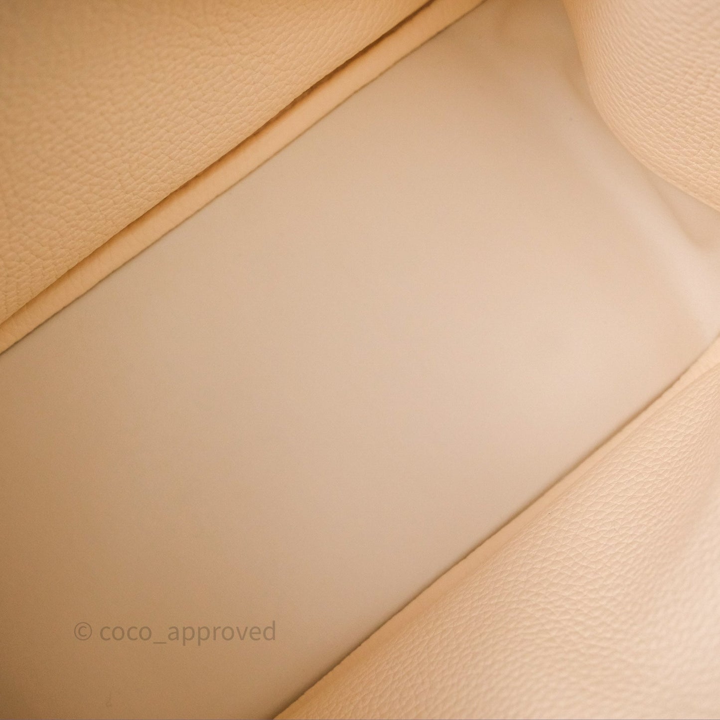 Hermès Lindy 26 Nata I2 Clemence Gold Hardware