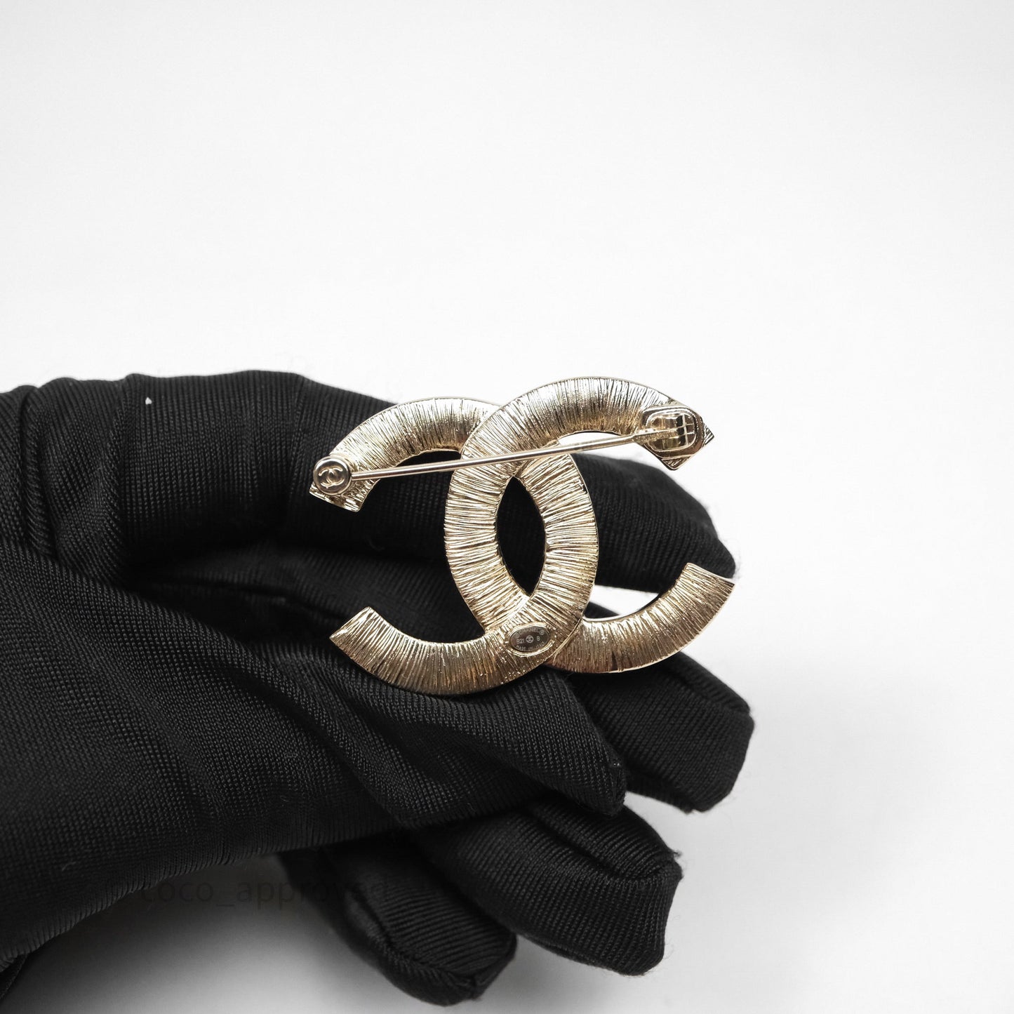 Chanel Crystal White Resin Brooch Gold Tone 21B