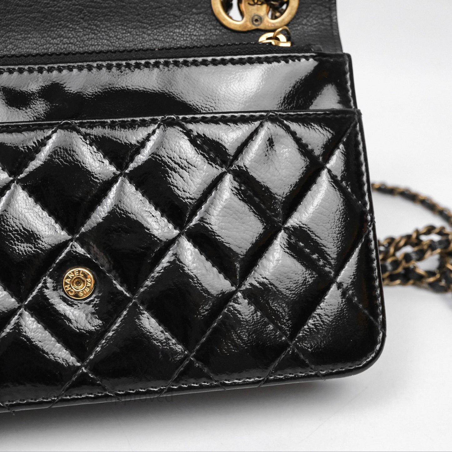 Chanel Quilted CC Logo Wallet On Chain Black Shiny Crumpled Calfskin Aged Gold Hardware