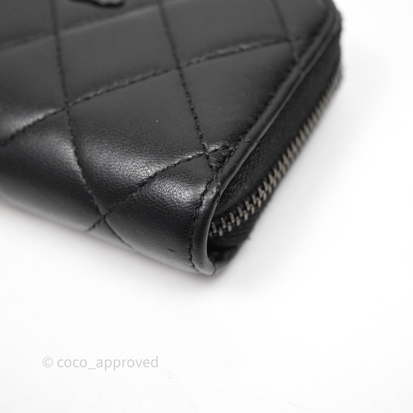 Chanel Quilted Zip Card Holder Lambskin So Black