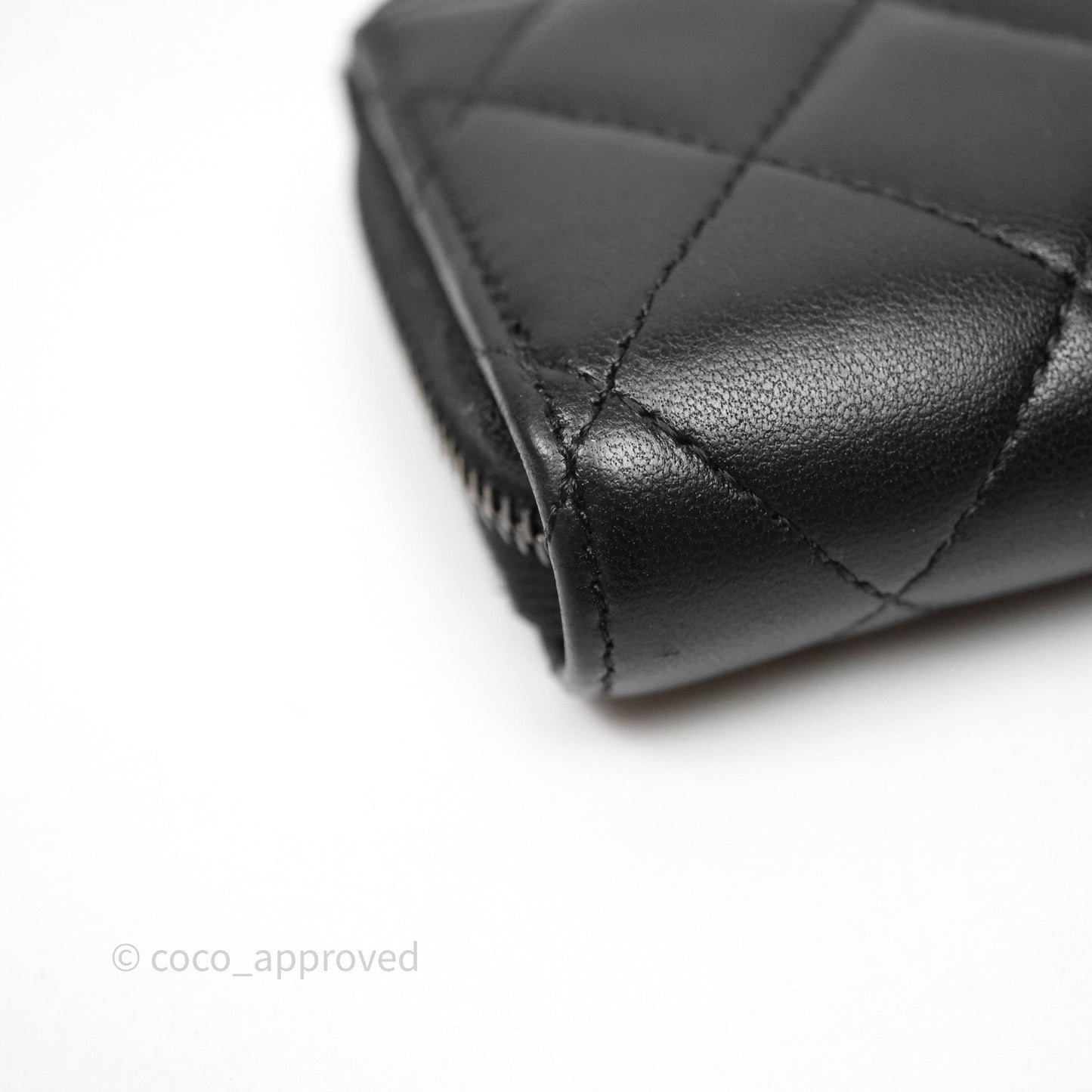 Chanel Quilted Zip Card Holder Lambskin So Black
