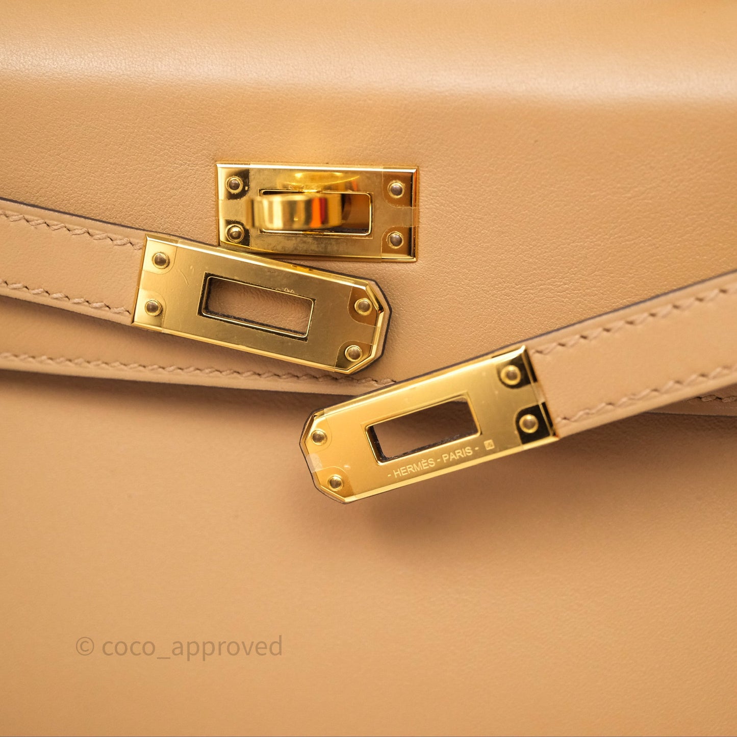 Hermes Kelly Pochette Veau Swift Chai 0M Gold Hardware