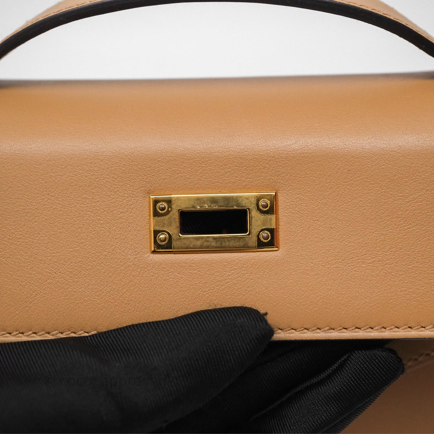Hermes Kelly Pochette Veau Swift Chai 0M Gold Hardware