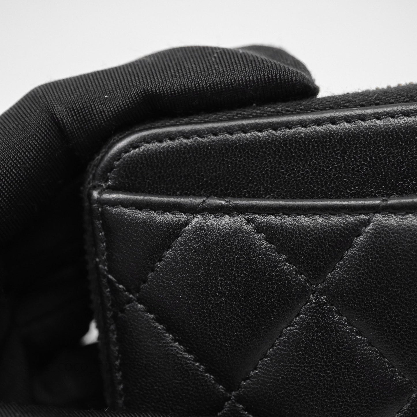 Chanel Quilted Zip Card Holder Lambskin So Black