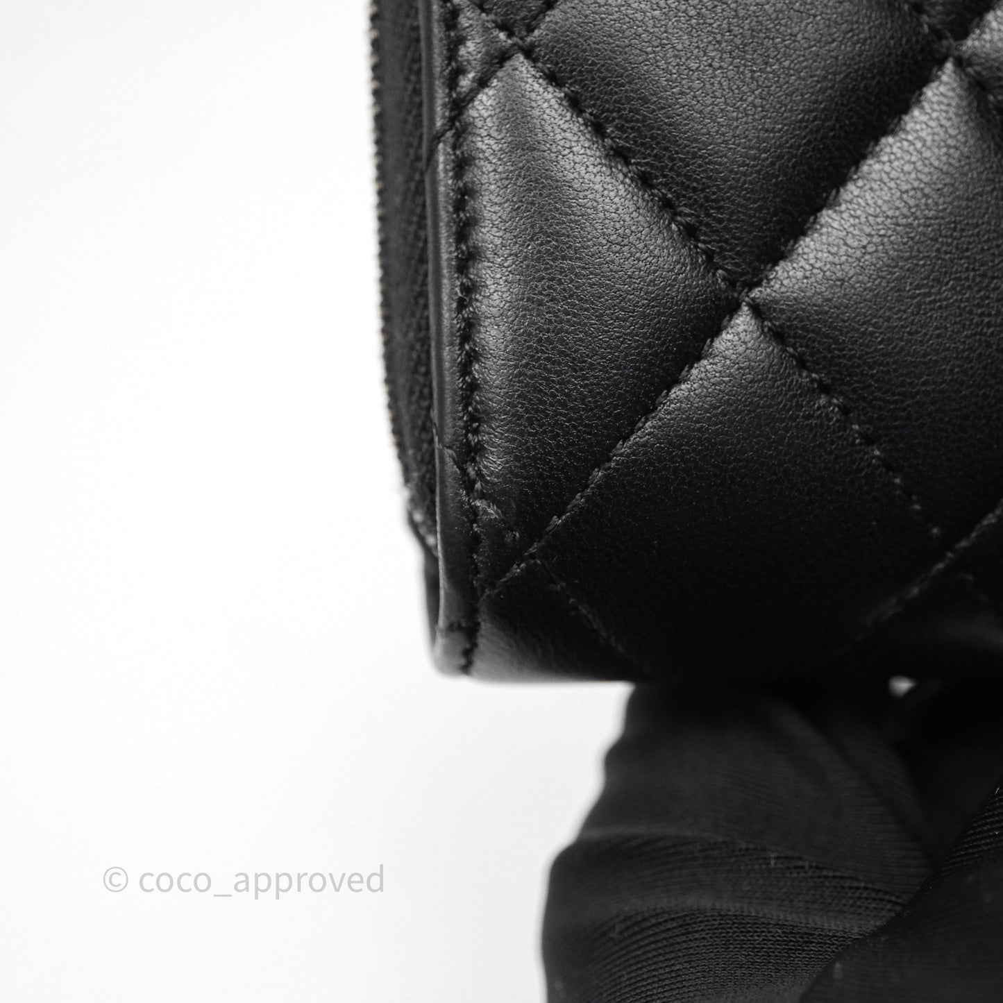 Chanel Quilted Zip Card Holder Lambskin So Black