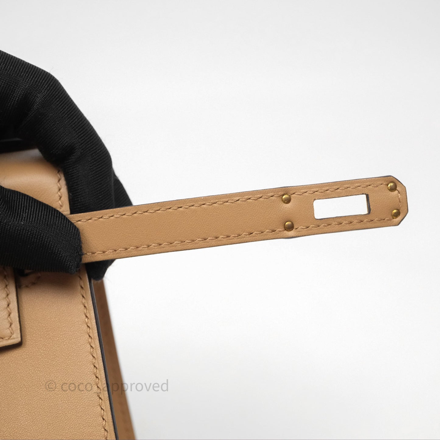 Hermes Kelly Pochette Veau Swift Chai 0M Gold Hardware