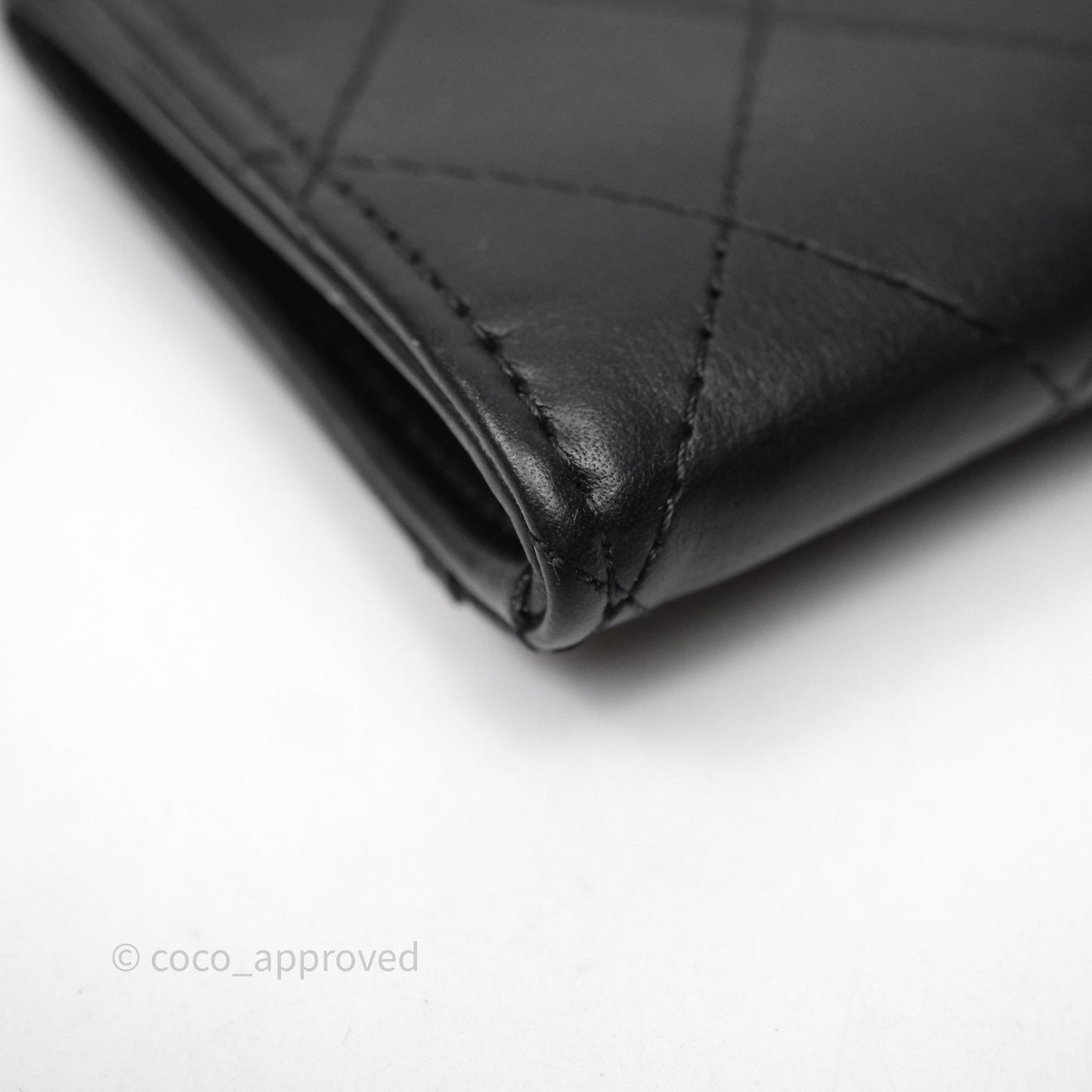 Chanel Quilted Zip Card Holder So Black Lambskin