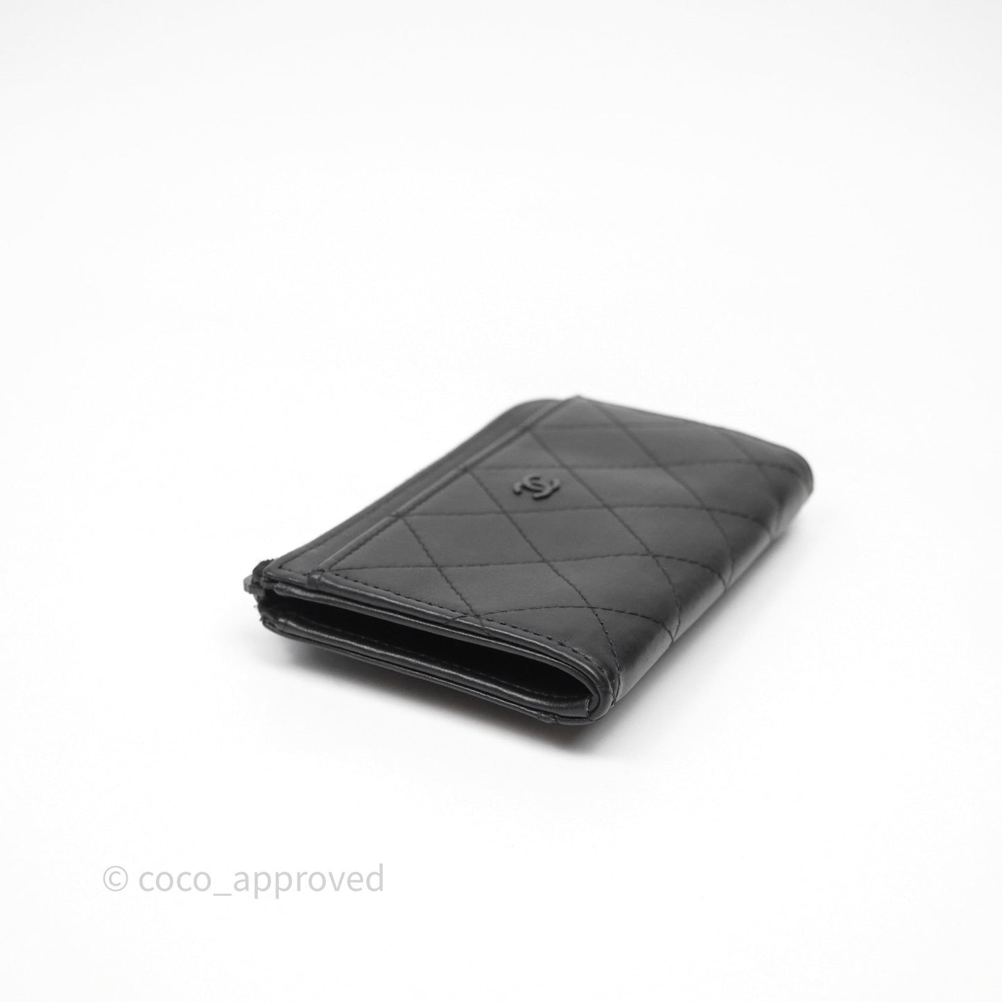 Chanel Quilted Zip Card Holder So Black Lambskin