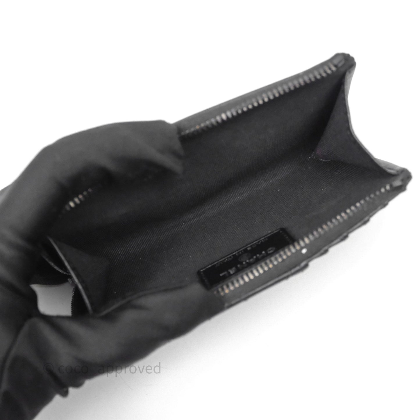 Chanel Quilted Zip Card Holder So Black Lambskin