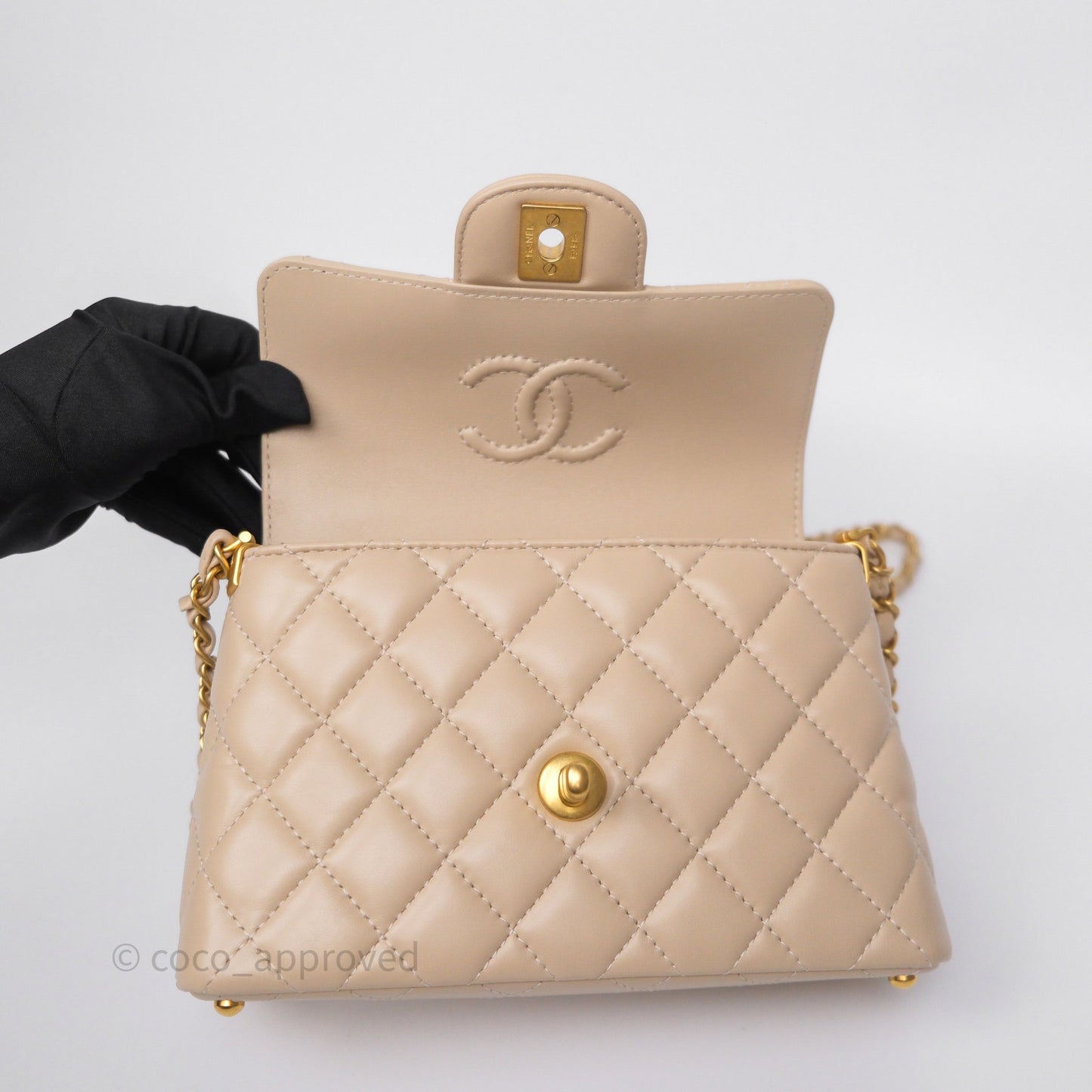 Chanel Small Top Handle Flap Bag Light Beige Lambskin Aged Gold Hardware 25P