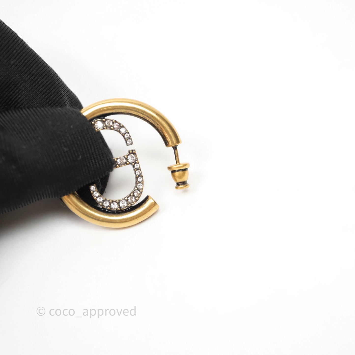 Christian Dior 30 Montaigne Crystal Hoop Earrings Gold Tone