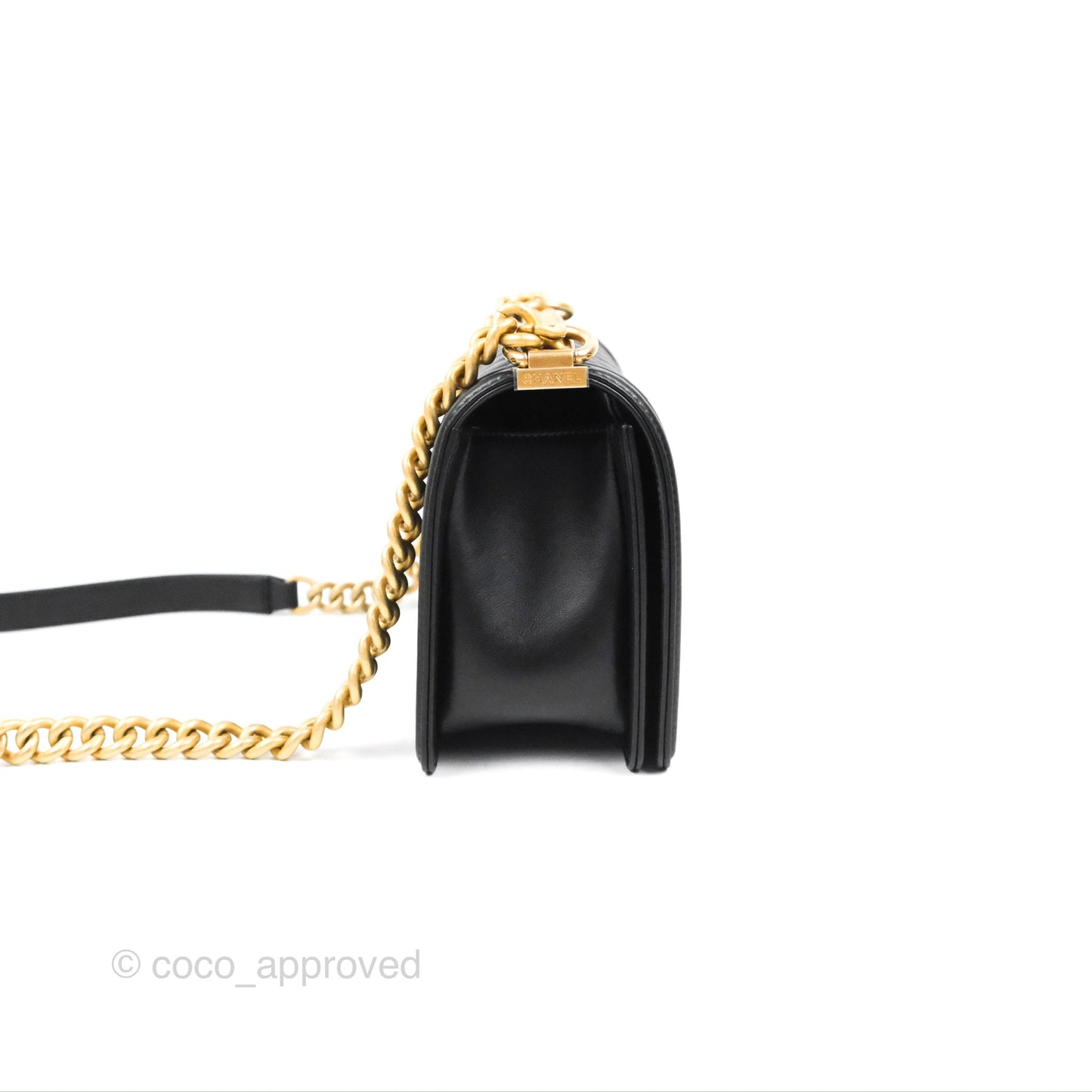 Chanel Quilted Medium Boy Black Calfskin Aged Gold Hardware