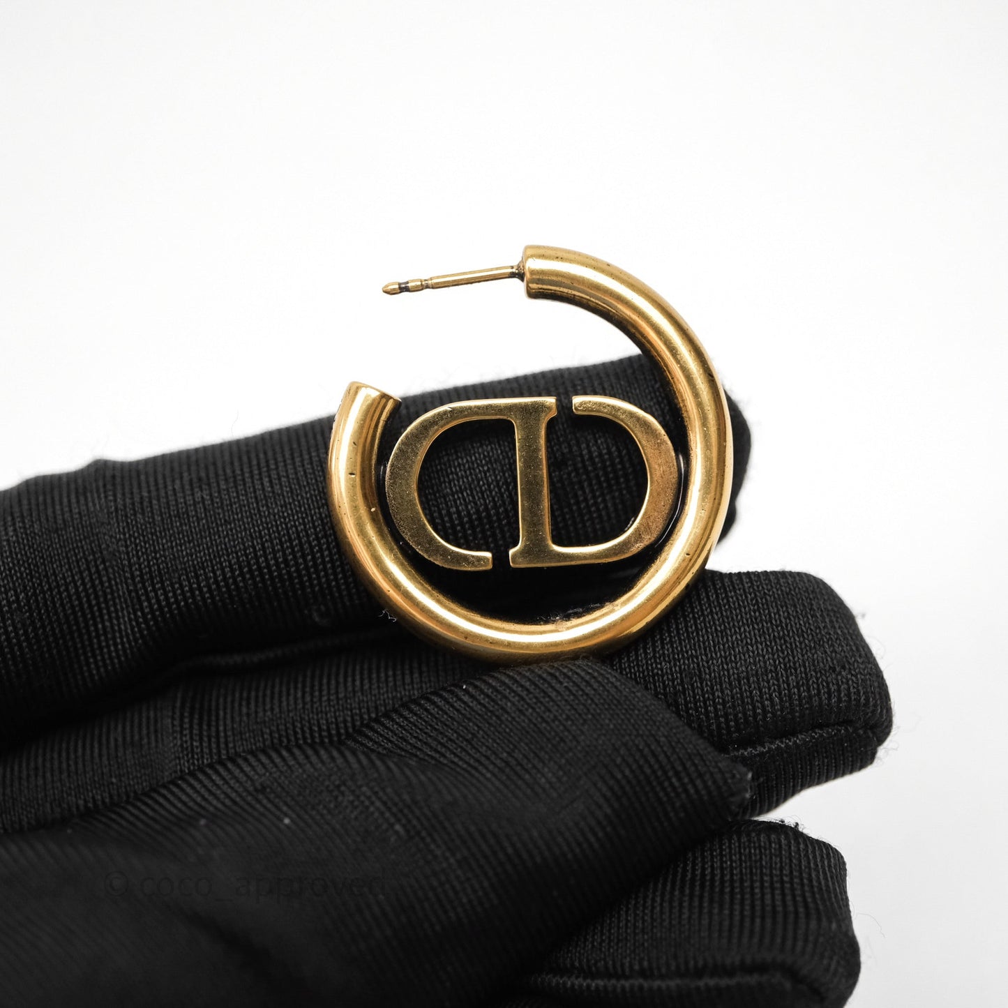 Christian Dior 30 Montaigne Crystal Hoop Earrings Gold Tone