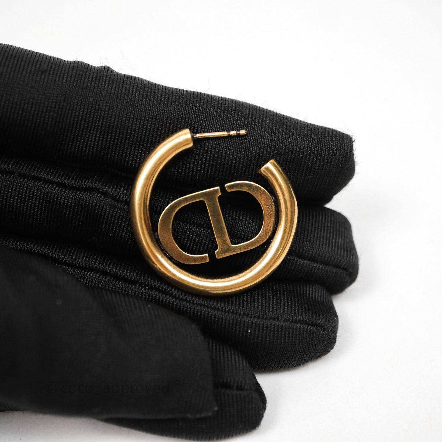 Christian Dior 30 Montaigne Crystal Hoop Earrings Gold Tone