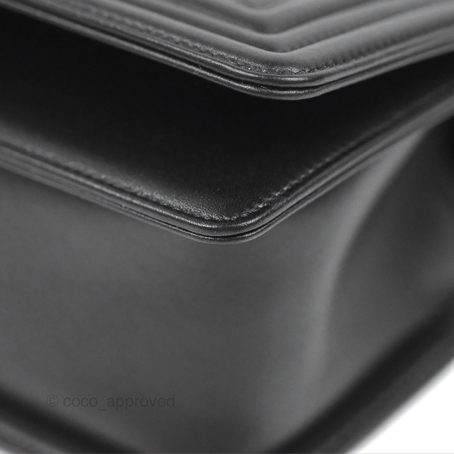 Chanel Quilted Medium Boy Black Calfskin Aged Gold Hardware