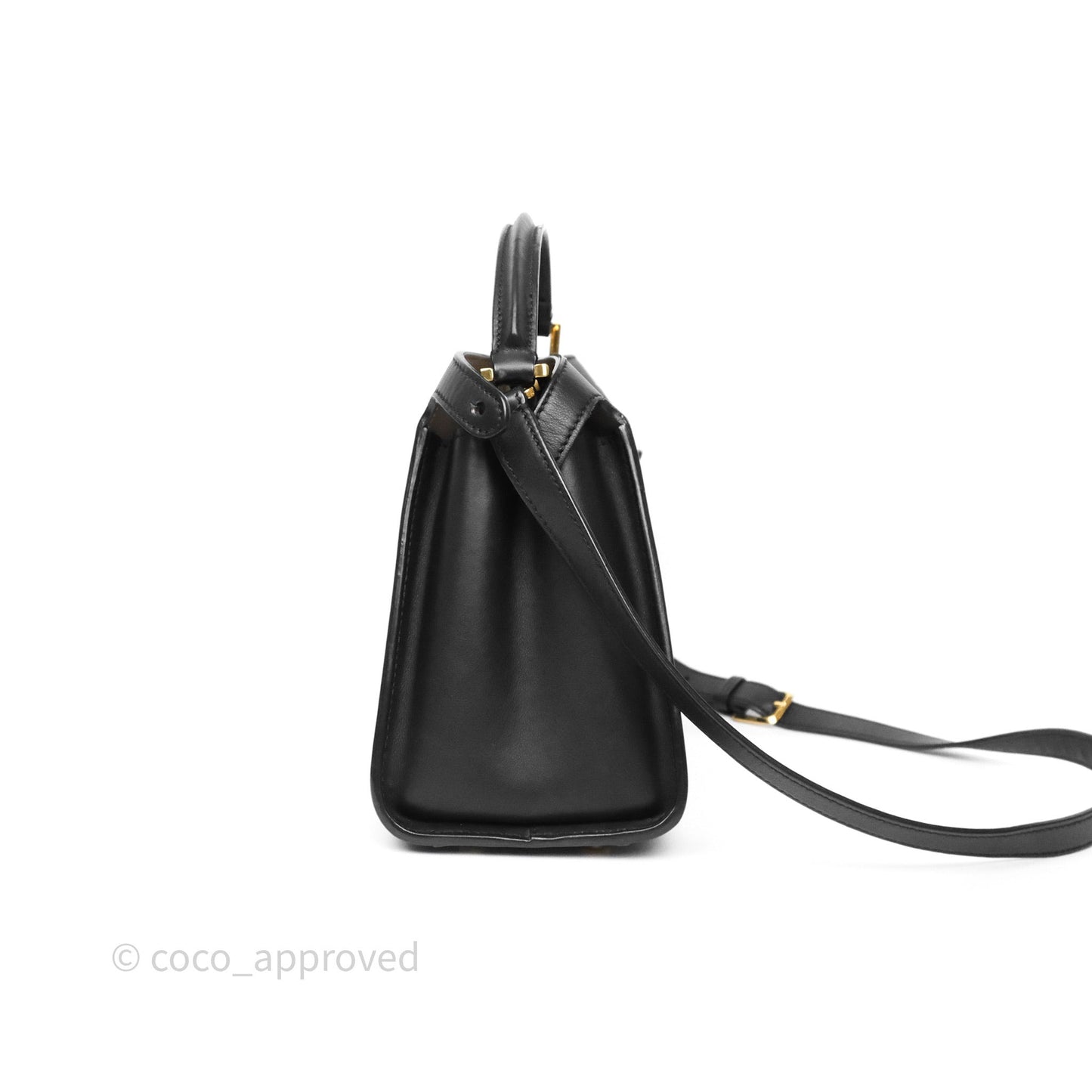 Fendi Peekaboo Essentially Bag in Black Calfskin