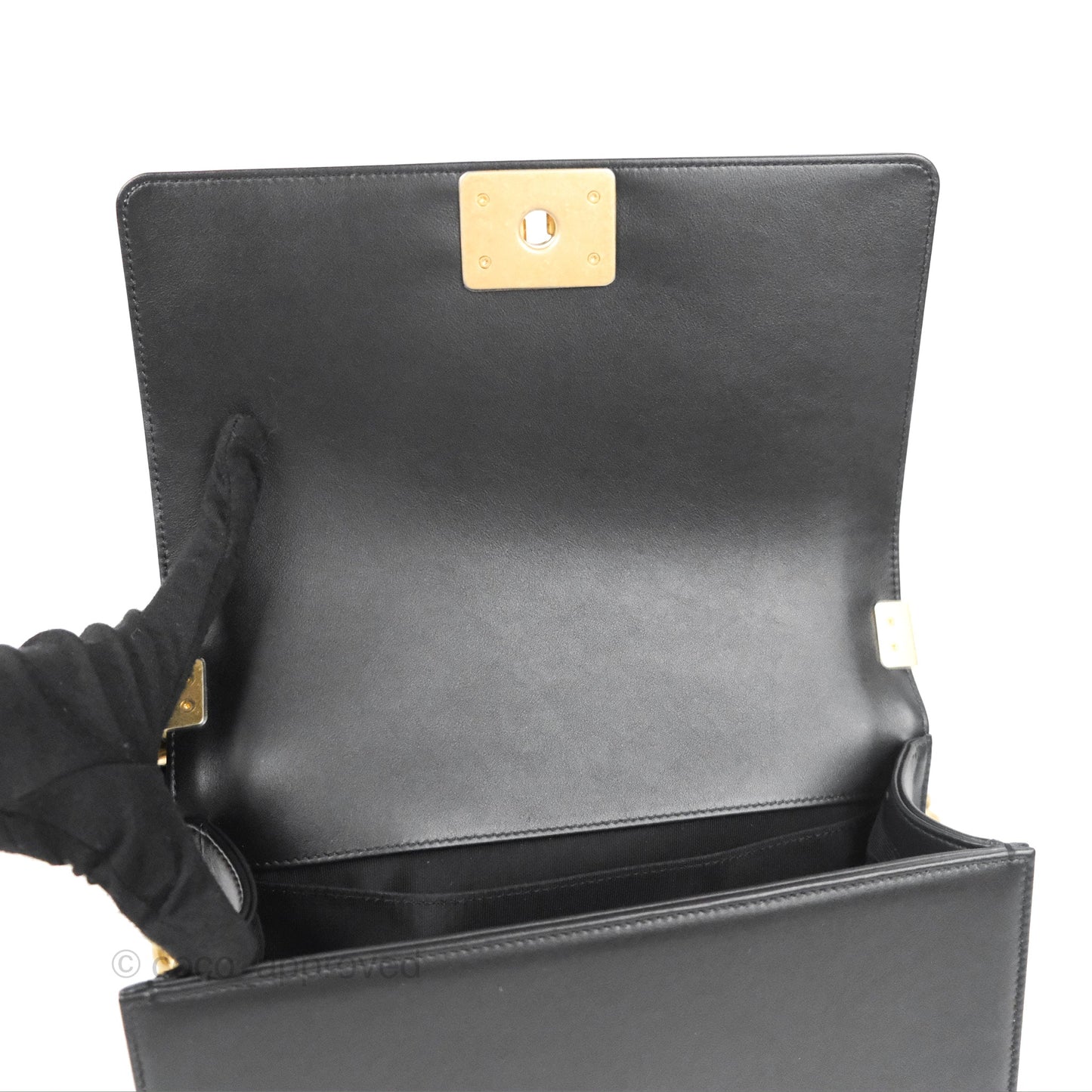 Chanel Quilted Medium Boy Black Calfskin Aged Gold Hardware