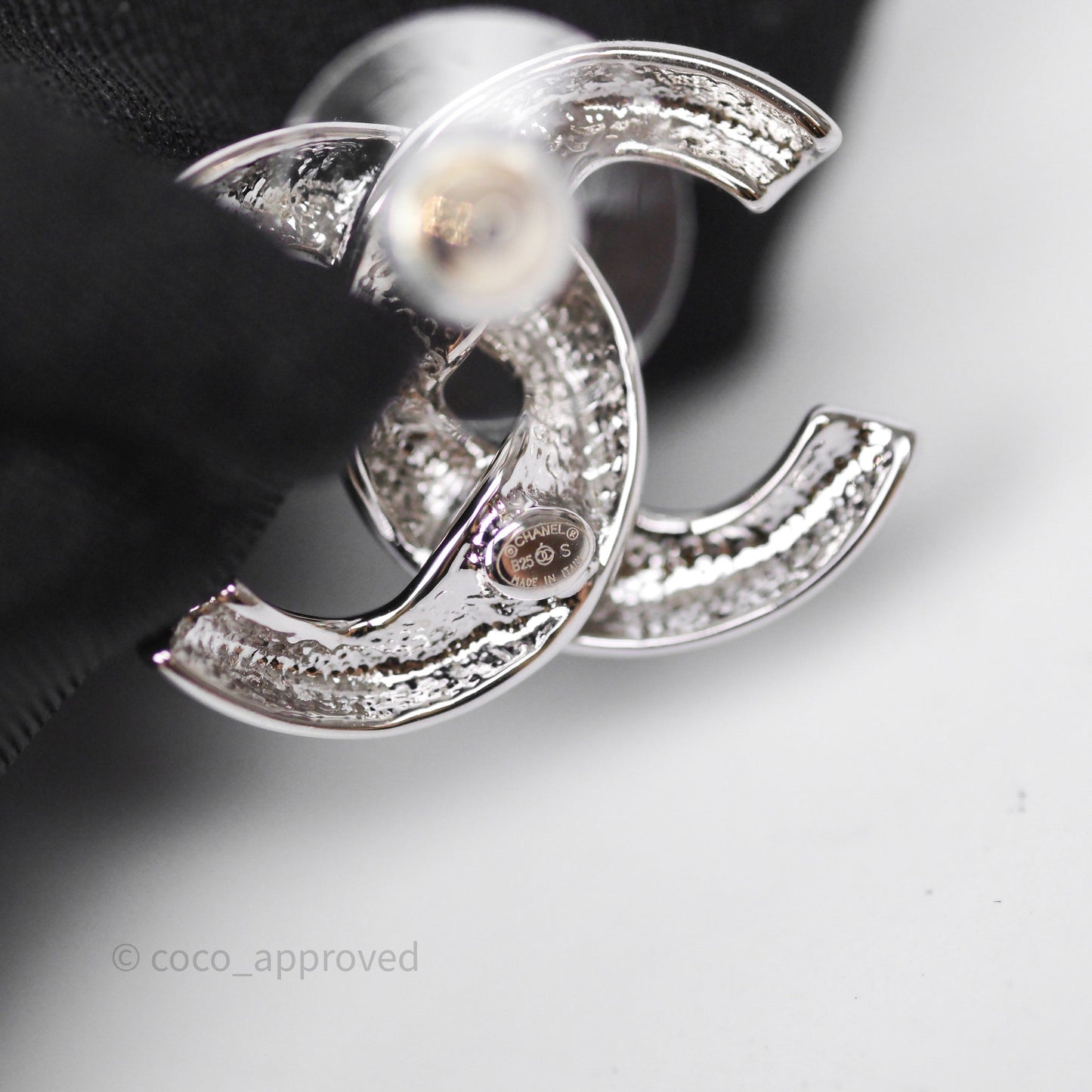 Chanel CC Earrings Silver Tone 25S