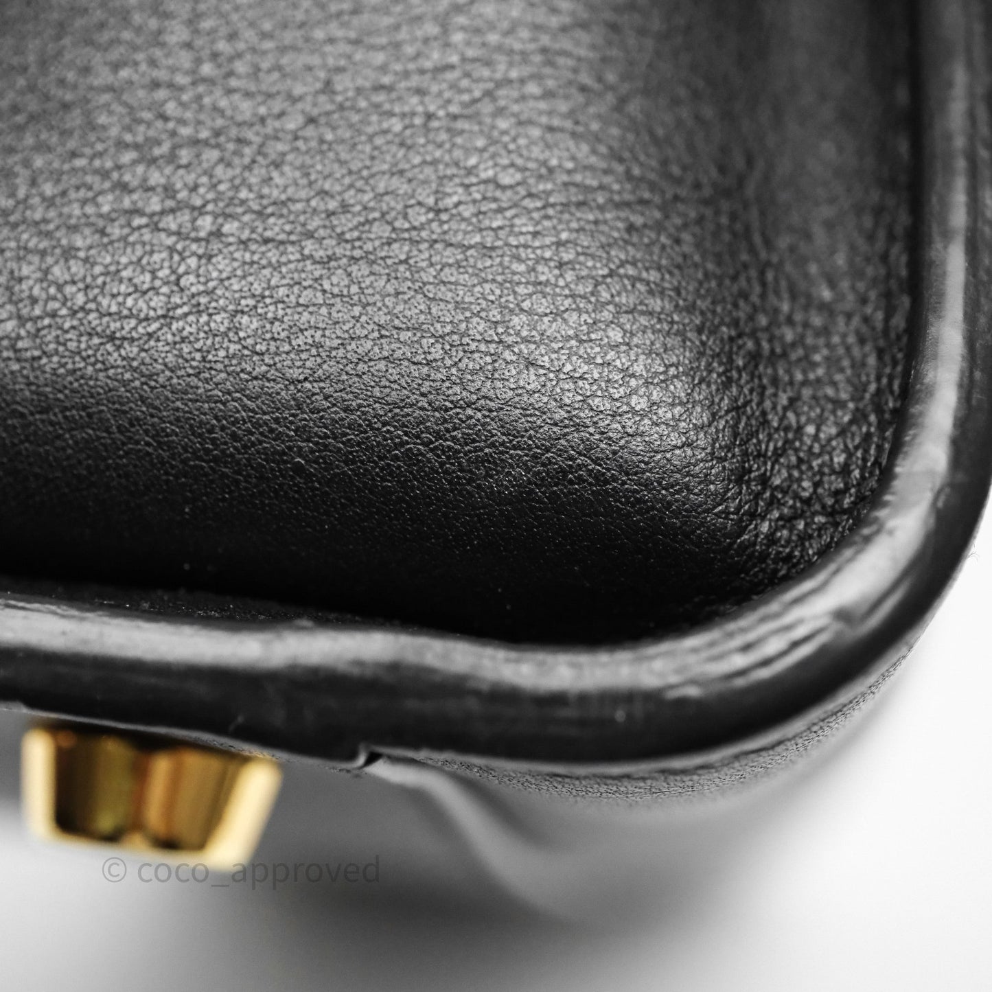 Fendi Peekaboo Essentially Bag in Black Calfskin