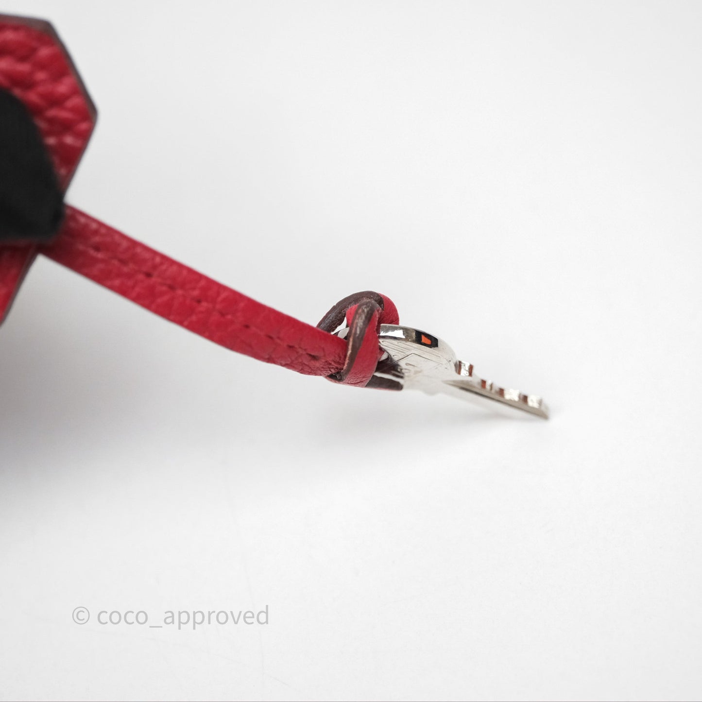 Hermes Kelly 28 Red Palladium Hardware