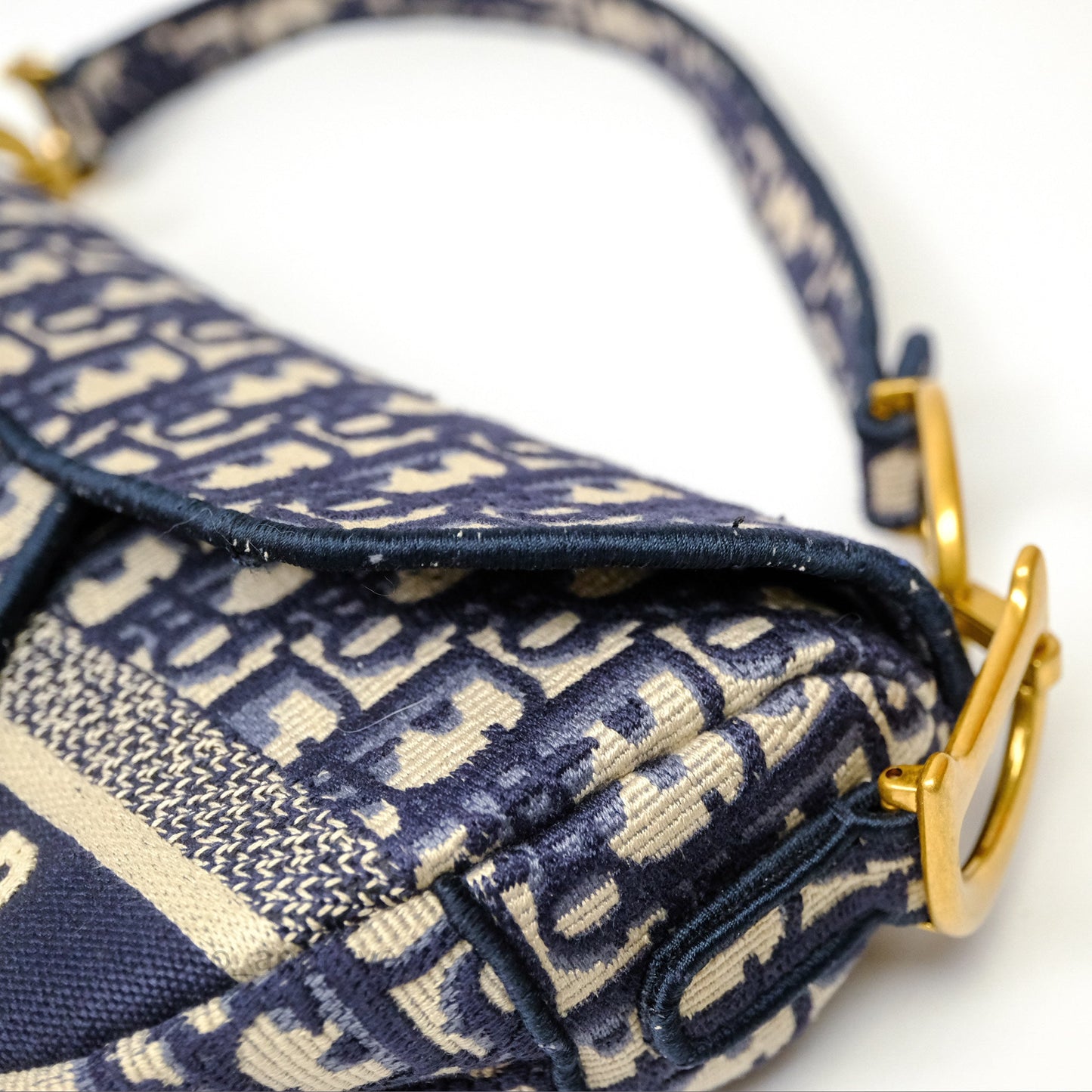 Christian Dior Saddle Bag Navy Dior Oblique Embroidery Gold Hardware