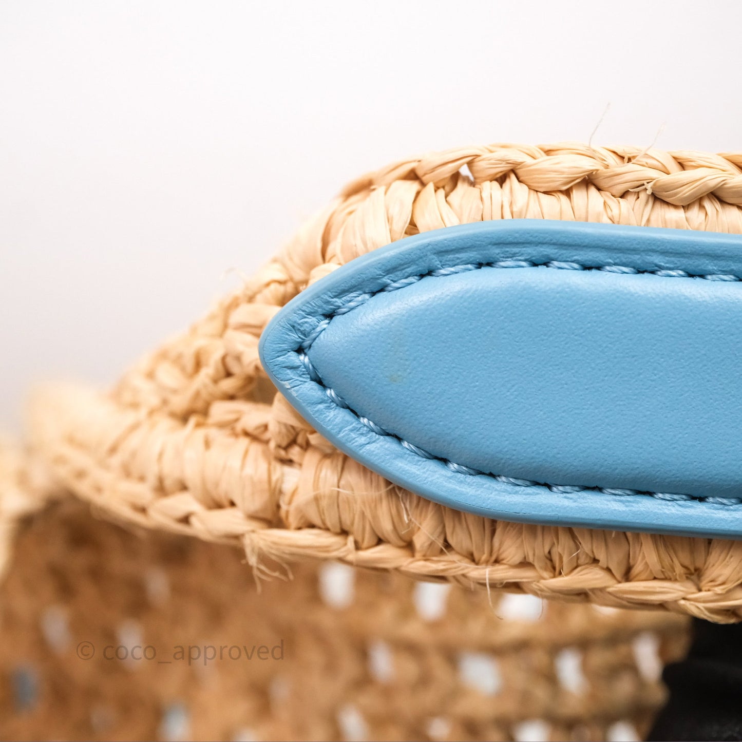 Louis Vuitton OnTheGo MM Raffia Natural