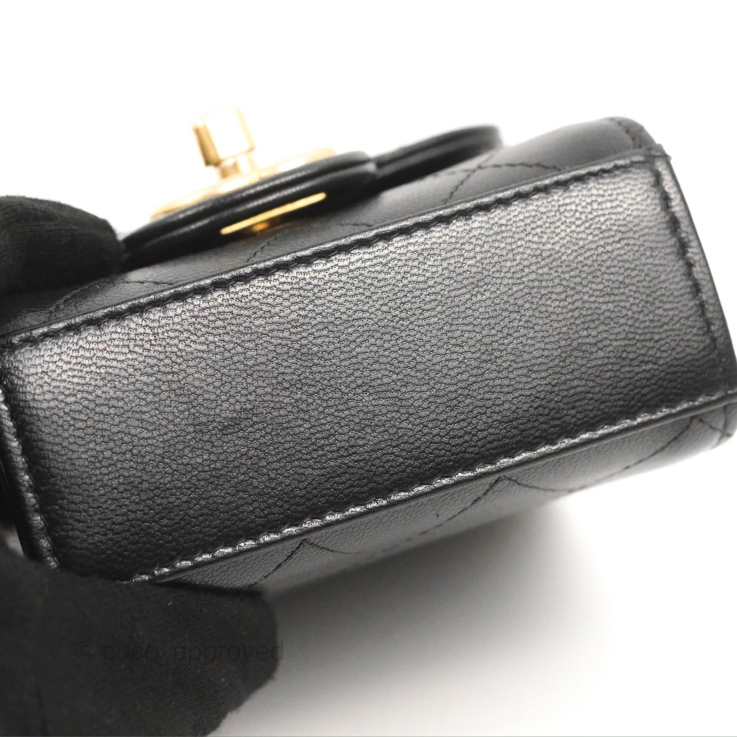 Chanel Mini Chic Pearls Flap Black Goatskin Aged Gold Hardware