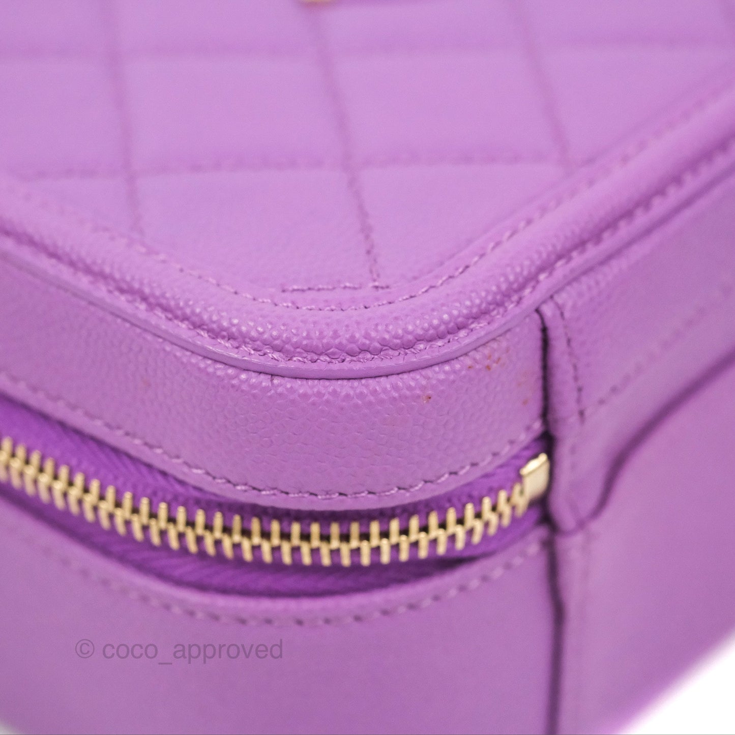 Chanel Quilted Medium CC Filigree Vanity Case Purple Caviar Gold Hardware