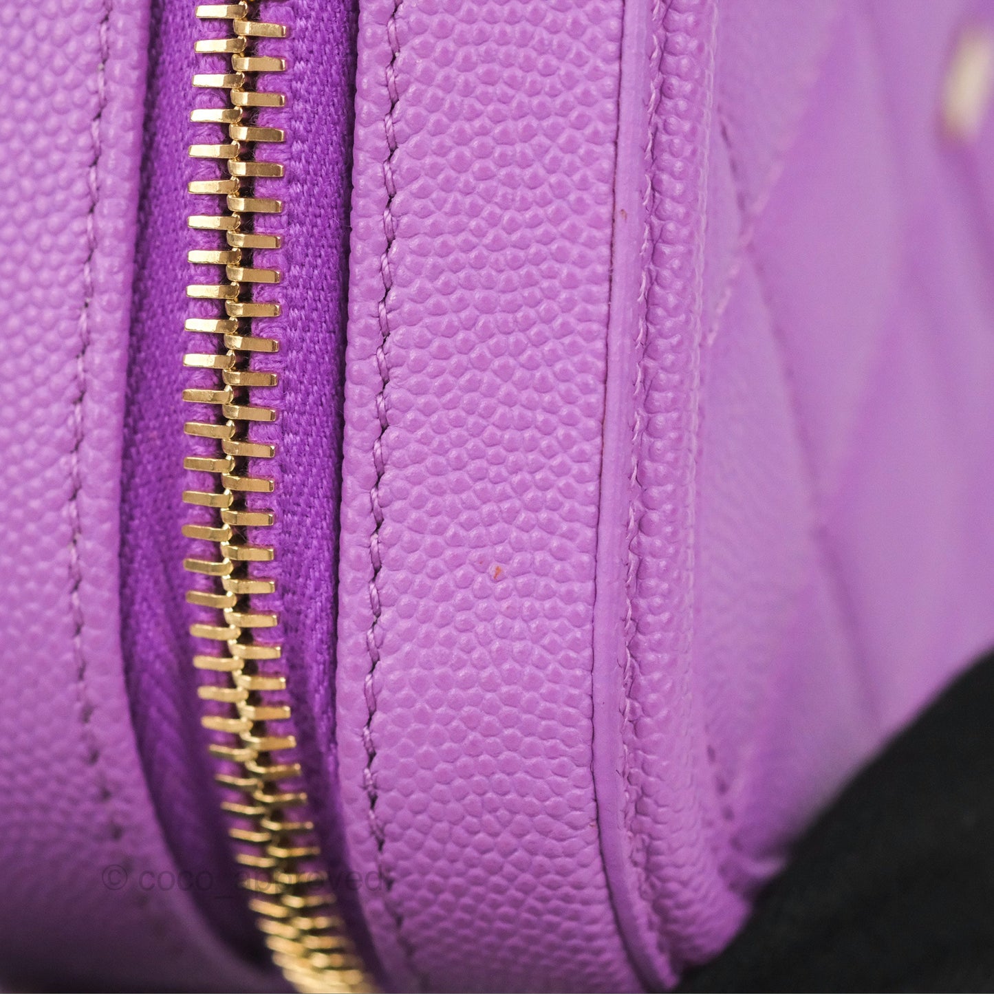 Chanel Quilted Medium CC Filigree Vanity Case Purple Caviar Gold Hardware
