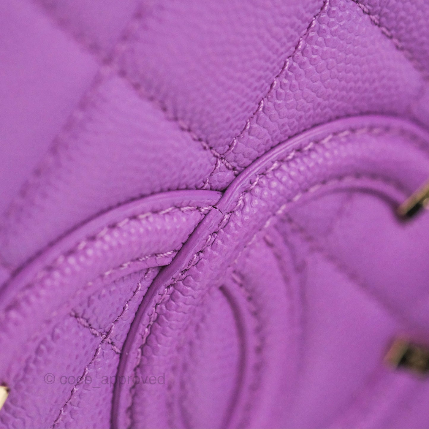 Chanel Quilted Medium CC Filigree Vanity Case Purple Caviar Gold Hardware