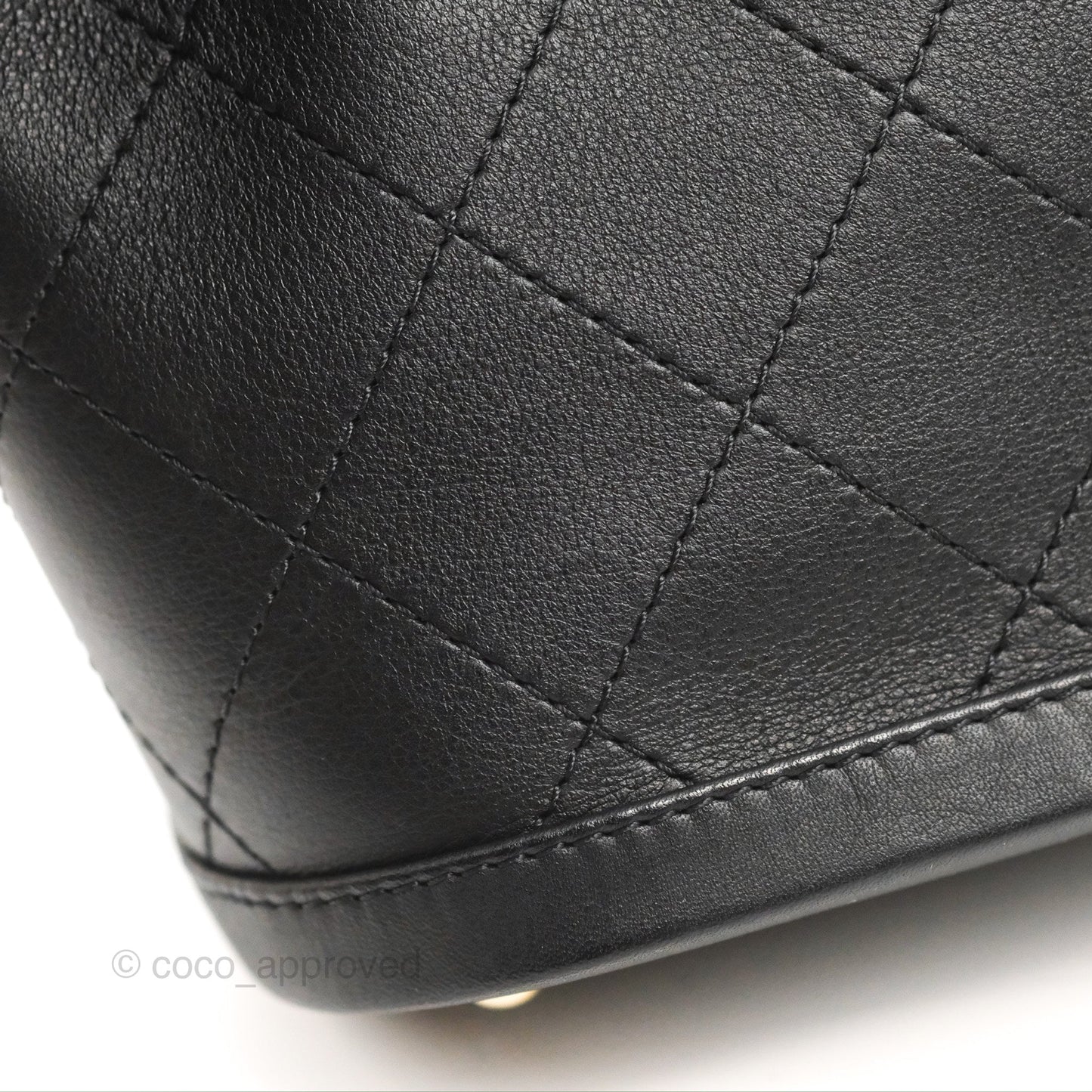 Chanel Quilted Drawstring Bucket Bag Black Calfskin Gold Hardware