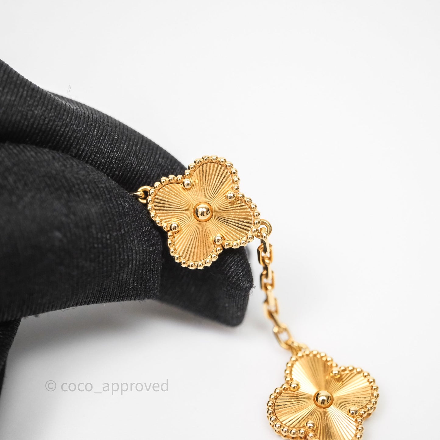Van Cleef & Arpels Vintage Alhambra 5 Motifs Yellow Gold Bracelet