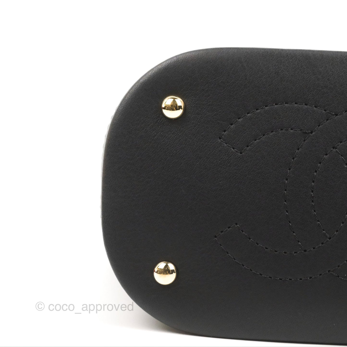 Chanel Quilted Drawstring Bucket Bag Black Calfskin Gold Hardware