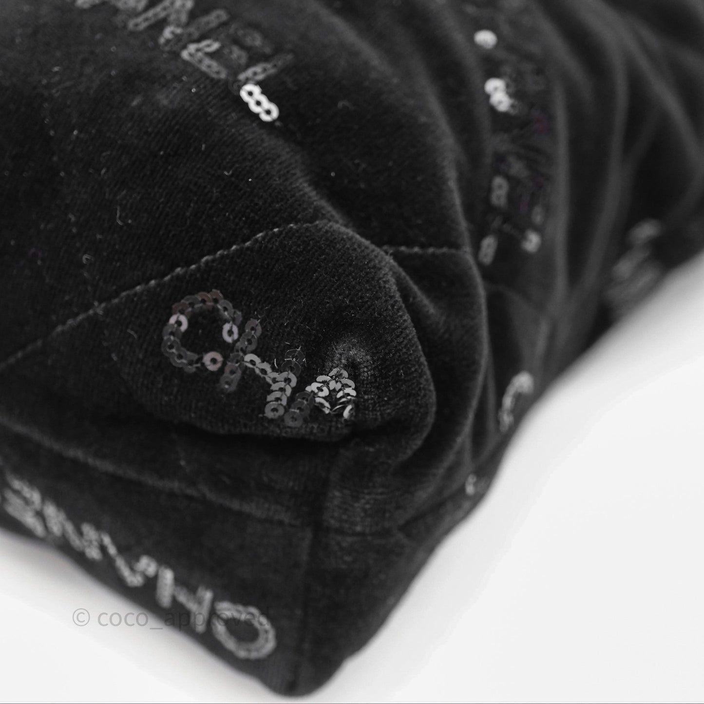 Chanel 22 Small Sequins Logo Black Velvet