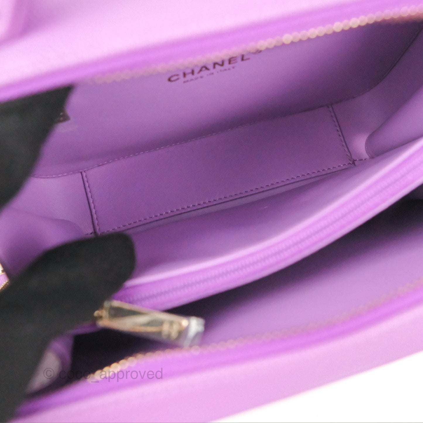 Chanel Quilted Medium CC Filigree Vanity Case Purple Caviar Gold Hardware