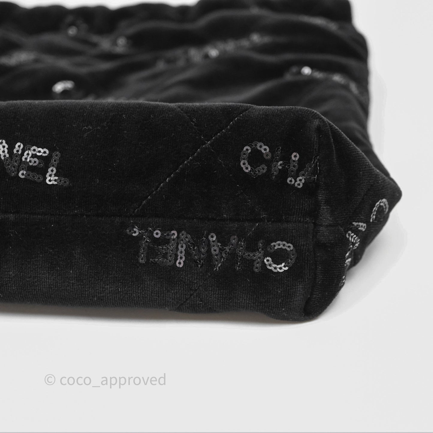 Chanel 22 Small Sequins Logo Black Velvet