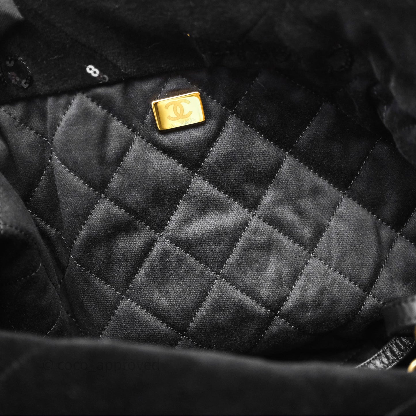 Chanel 22 Small Sequins Logo Black Velvet