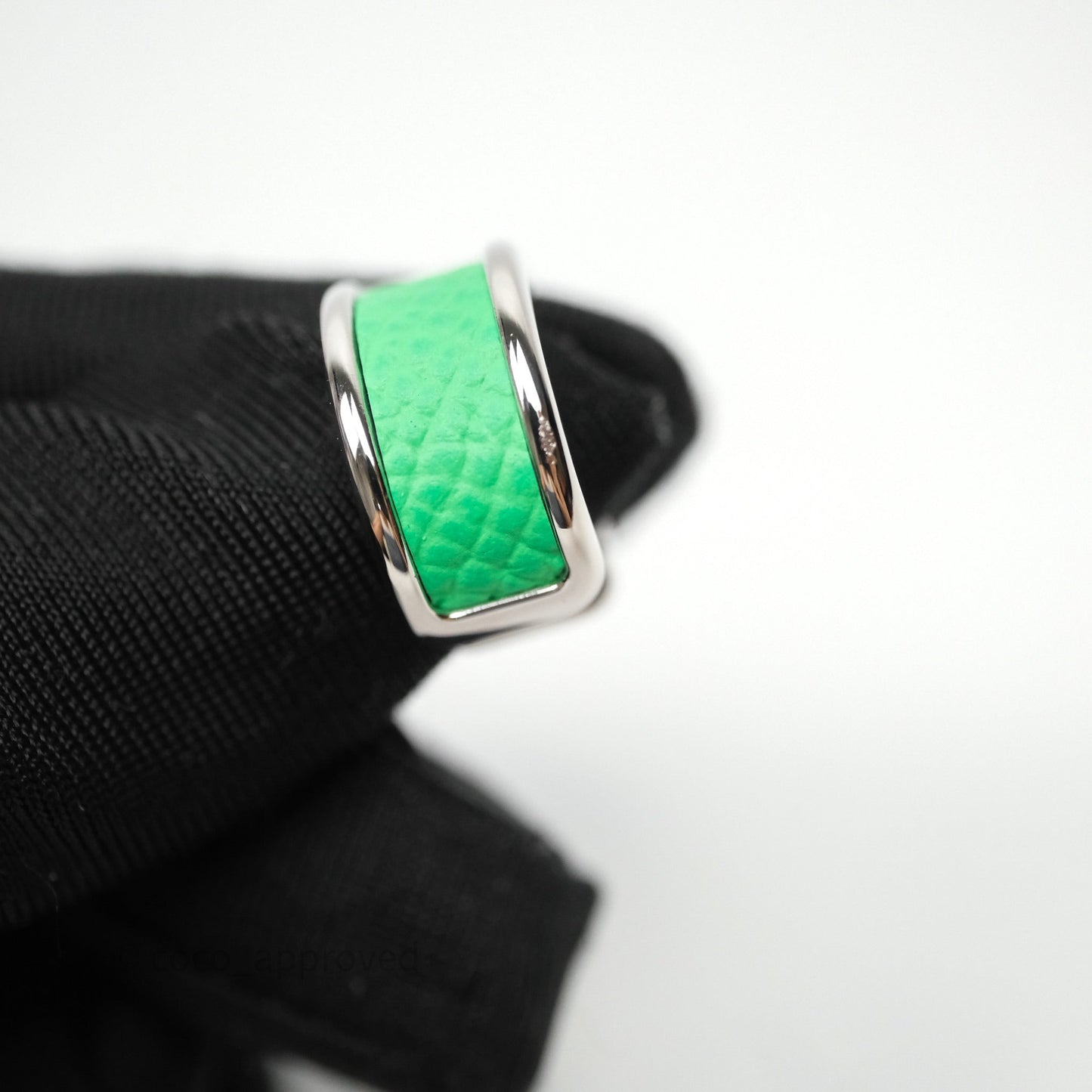Hermes Olympe Ear Cuff Small Model Vert Comics 0Z Epsom Palladium Hardware